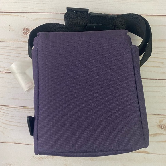 GOLLA Lifestyle Camcorder Camera Bag Purple Eco-friendly brand SUN G865 NEW - Picture 4 of 6